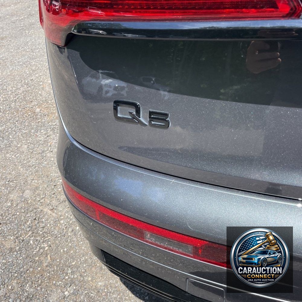 2024 Audi Q5 S-Line Prem+ 55 PHEV