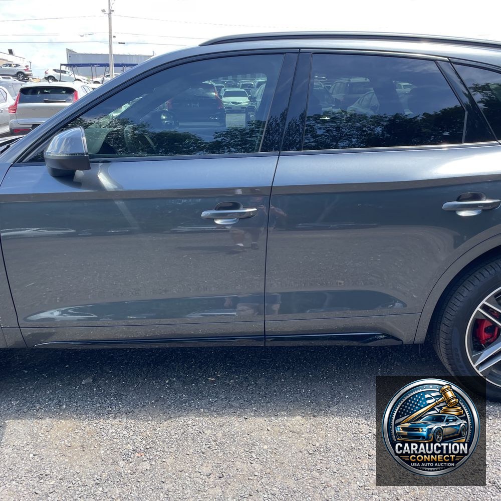 2024 Audi Q5 S-Line Prem+ 55 PHEV