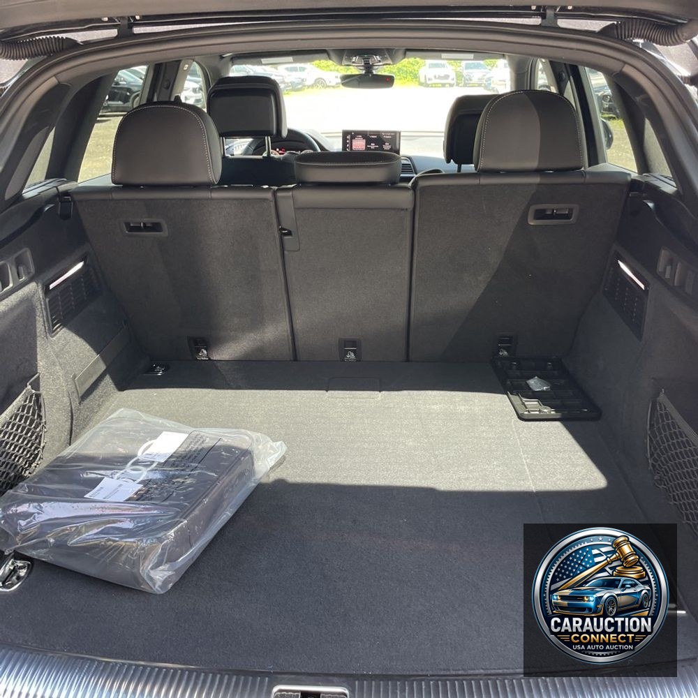 2024 Audi Q5 S-Line Prem+ 55 PHEV