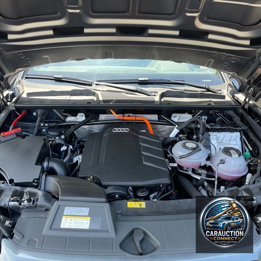 2024 Audi Q5 S-Line Prem+ 55 PHEV