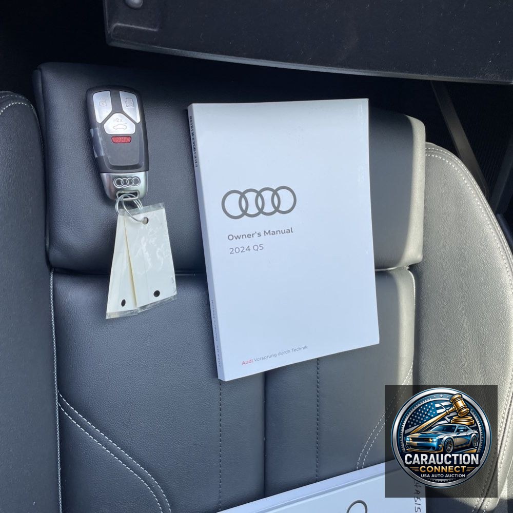 2024 Audi Q5 S-Line Prem+ 55 PHEV