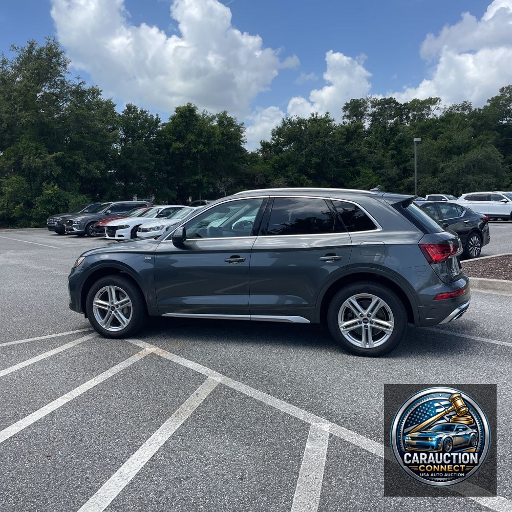 2024 Audi Q5 S-Line Prem+ 55 PHEV