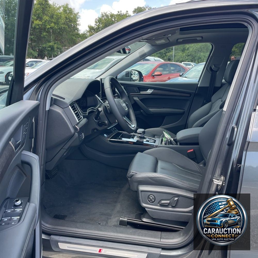 2024 Audi Q5 S-Line Prem+ 55 PHEV
