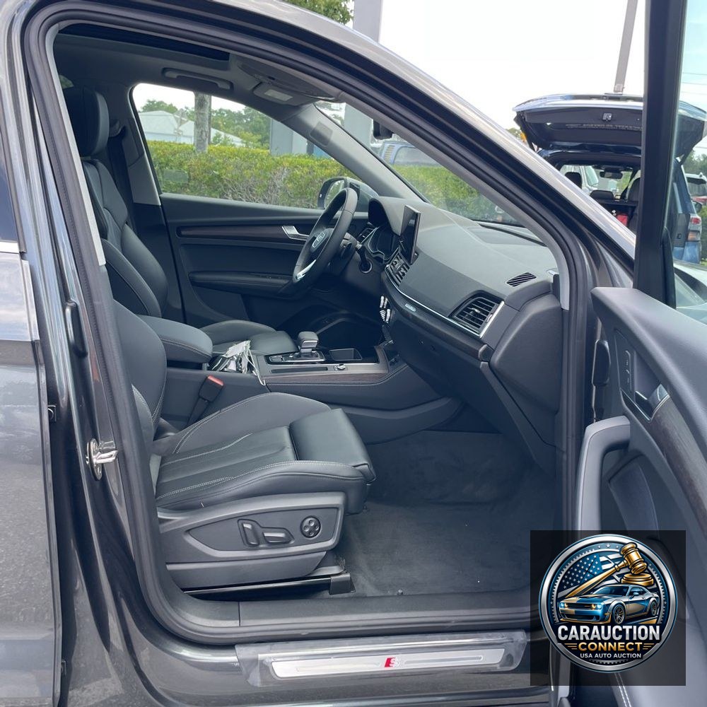 2024 Audi Q5 S-Line Prem+ 55 PHEV
