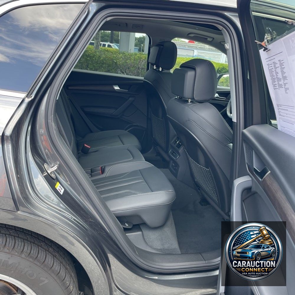 2024 Audi Q5 S-Line Prem+ 55 PHEV