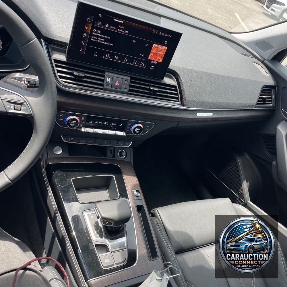 2024 Audi Q5 S-Line Prem+ 55 PHEV