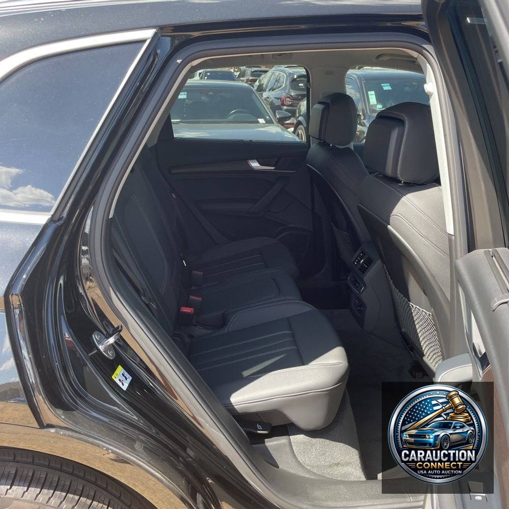 2024 Audi Q5 S-Line Prem+ 55 PHEV