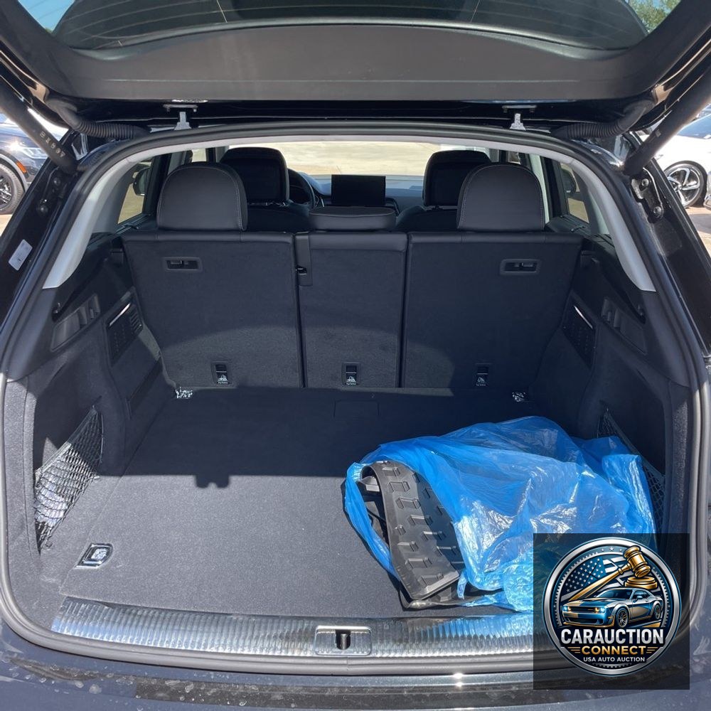 2024 Audi Q5 S-Line Prem+ 55 PHEV