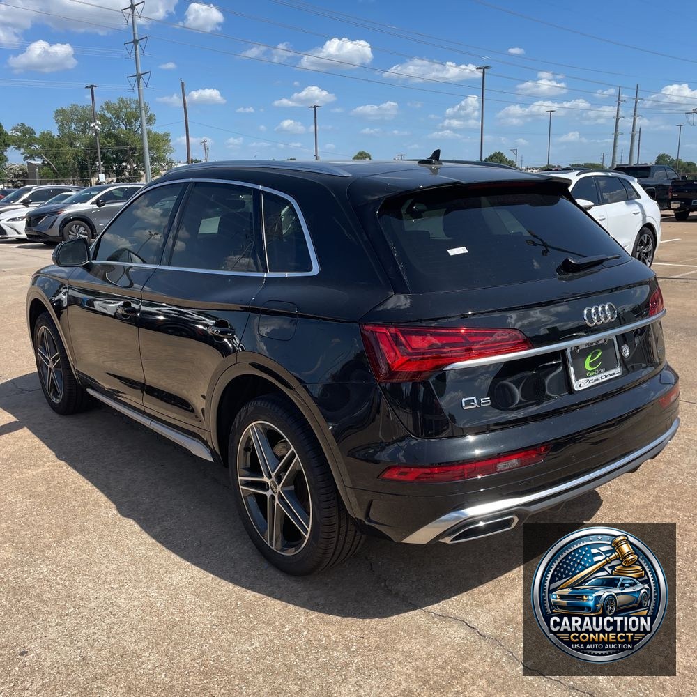 2024 Audi Q5 S-Line Prem+ 55 PHEV
