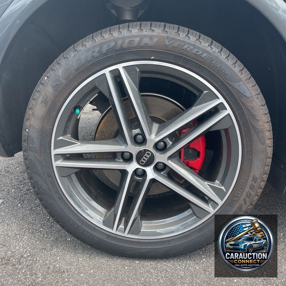 2024 Audi Q5 S-Line Prem+ 55 PHEV