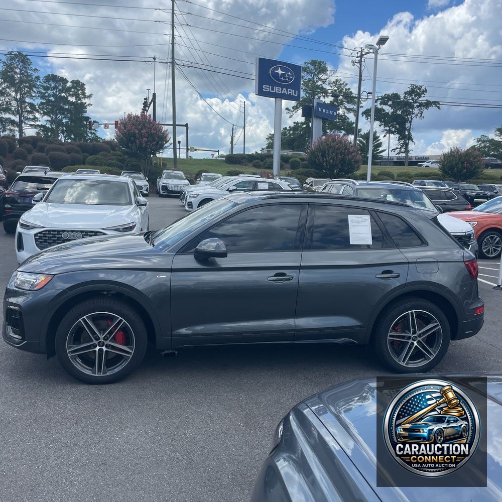 2024 Audi Q5 S-Line Prem+ 55 PHEV