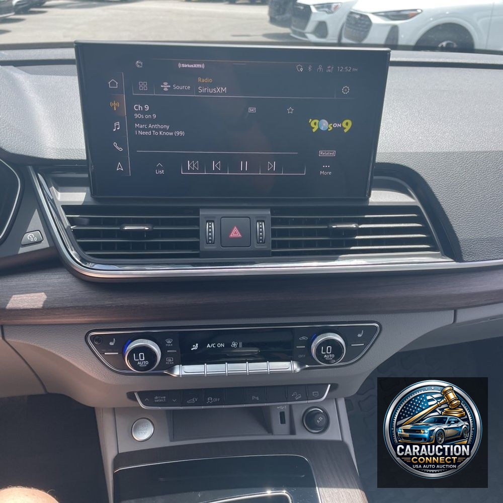 2024 Audi Q5 S-Line Prem+ 55 PHEV