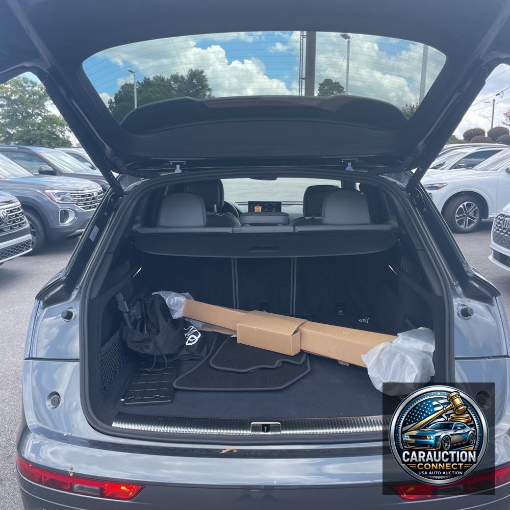 2024 Audi Q5 S-Line Prem+ 55 PHEV