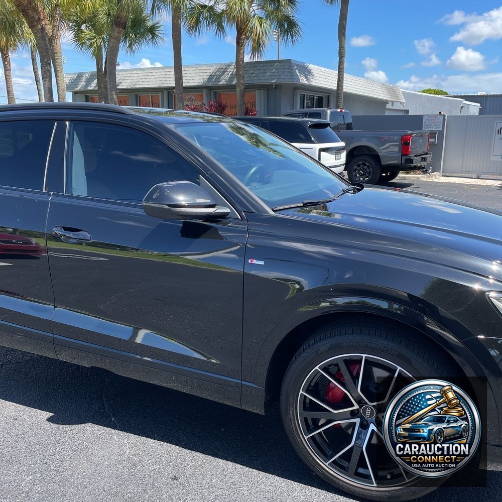 2022 Audi Q8 Premium Plus 55 TFSI