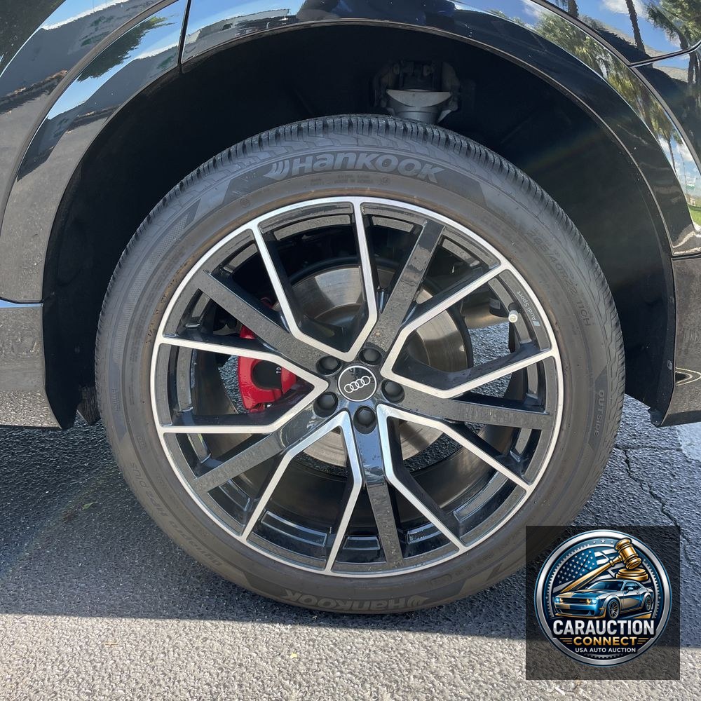 2022 Audi Q8 Premium Plus 55 TFSI
