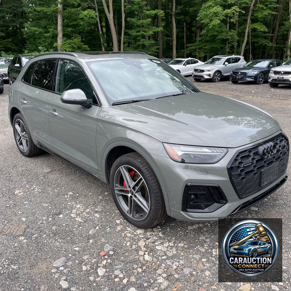2024 Audi Q5 S-Line Pres 55 PHEV