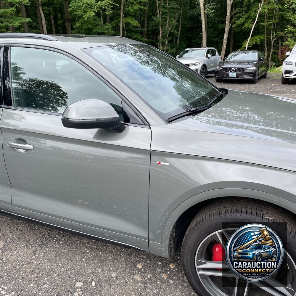 2024 Audi Q5 S-Line Pres 55 PHEV