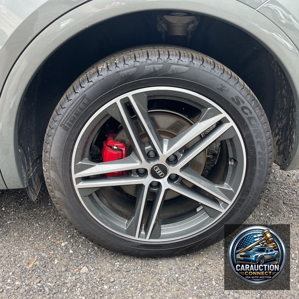 2024 Audi Q5 S-Line Pres 55 PHEV
