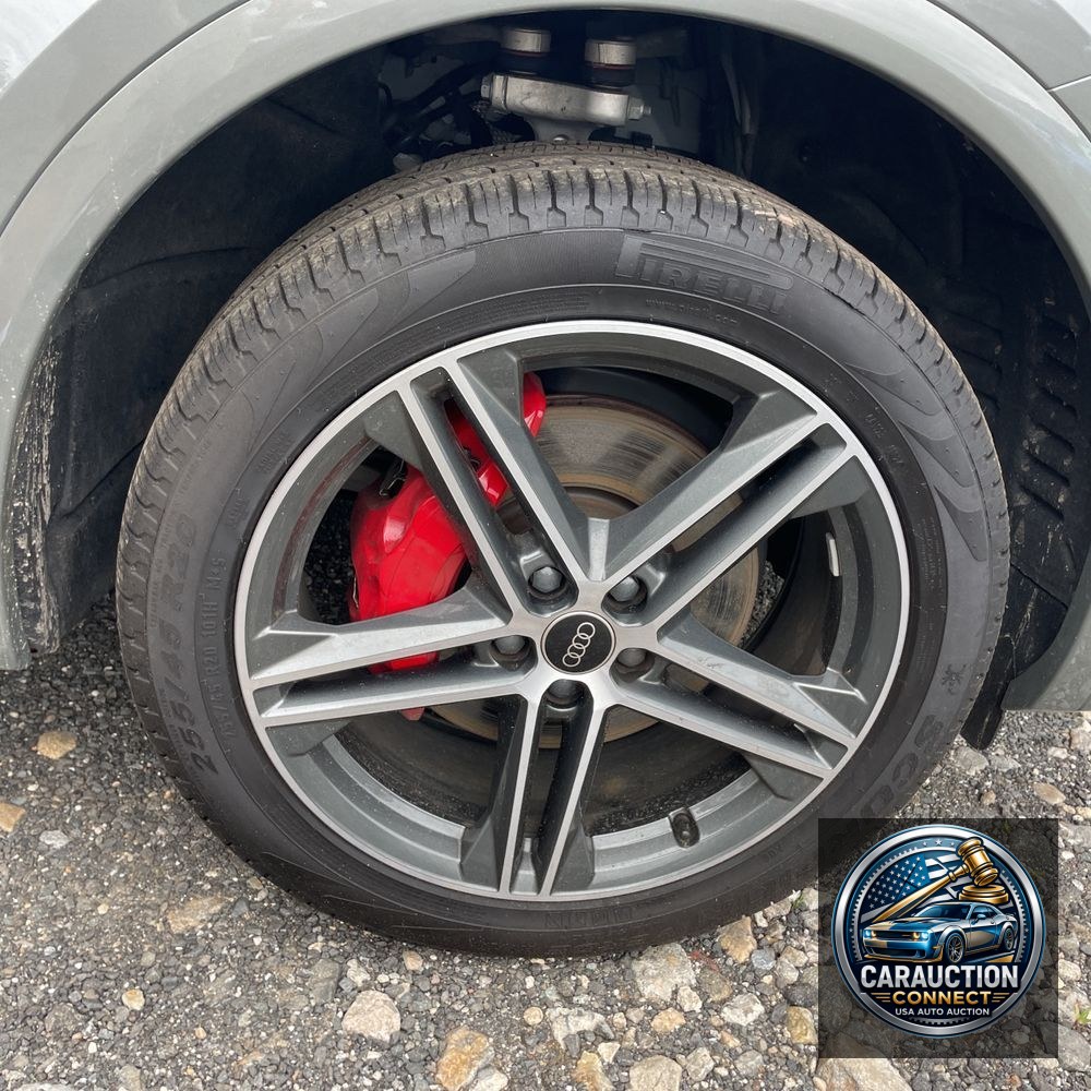 2024 Audi Q5 S-Line Pres 55 PHEV