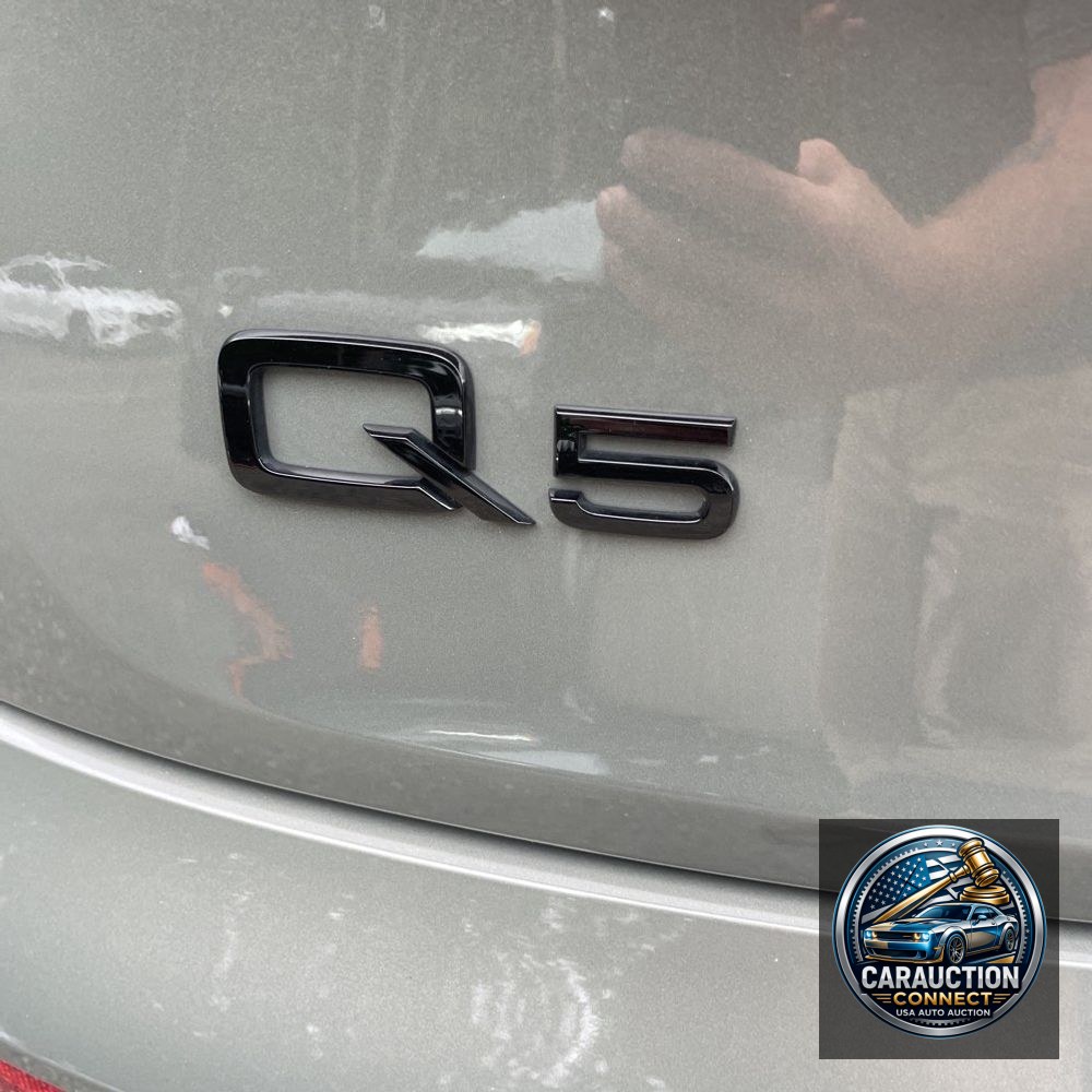 2024 Audi Q5 S-Line Pres 55 PHEV