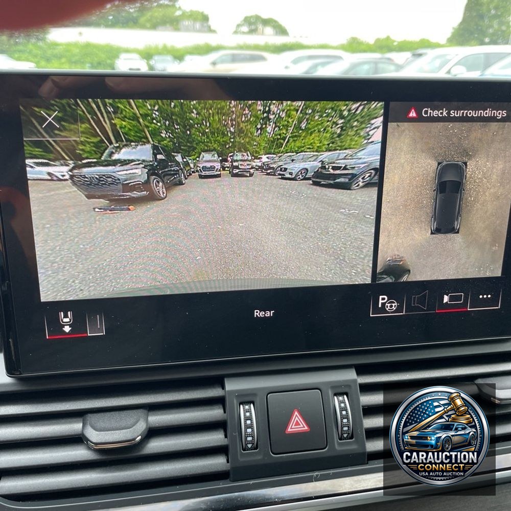 2024 Audi Q5 S-Line Pres 55 PHEV