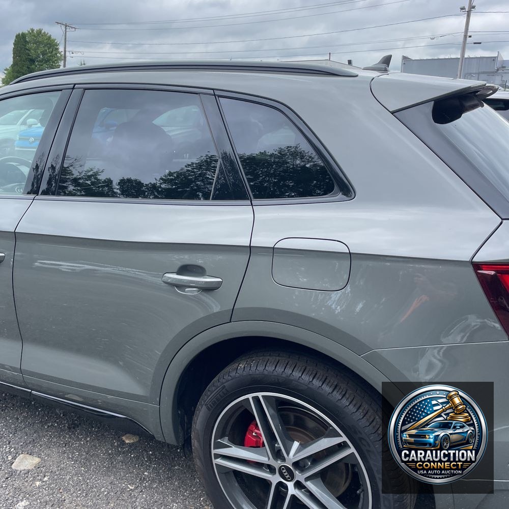 2024 Audi Q5 S-Line Pres 55 PHEV