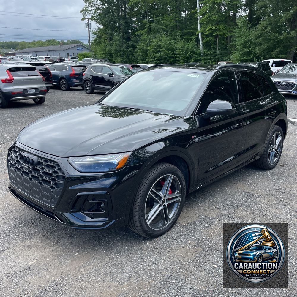 2024 Audi Q5 S-Line Pres 55 PHEV