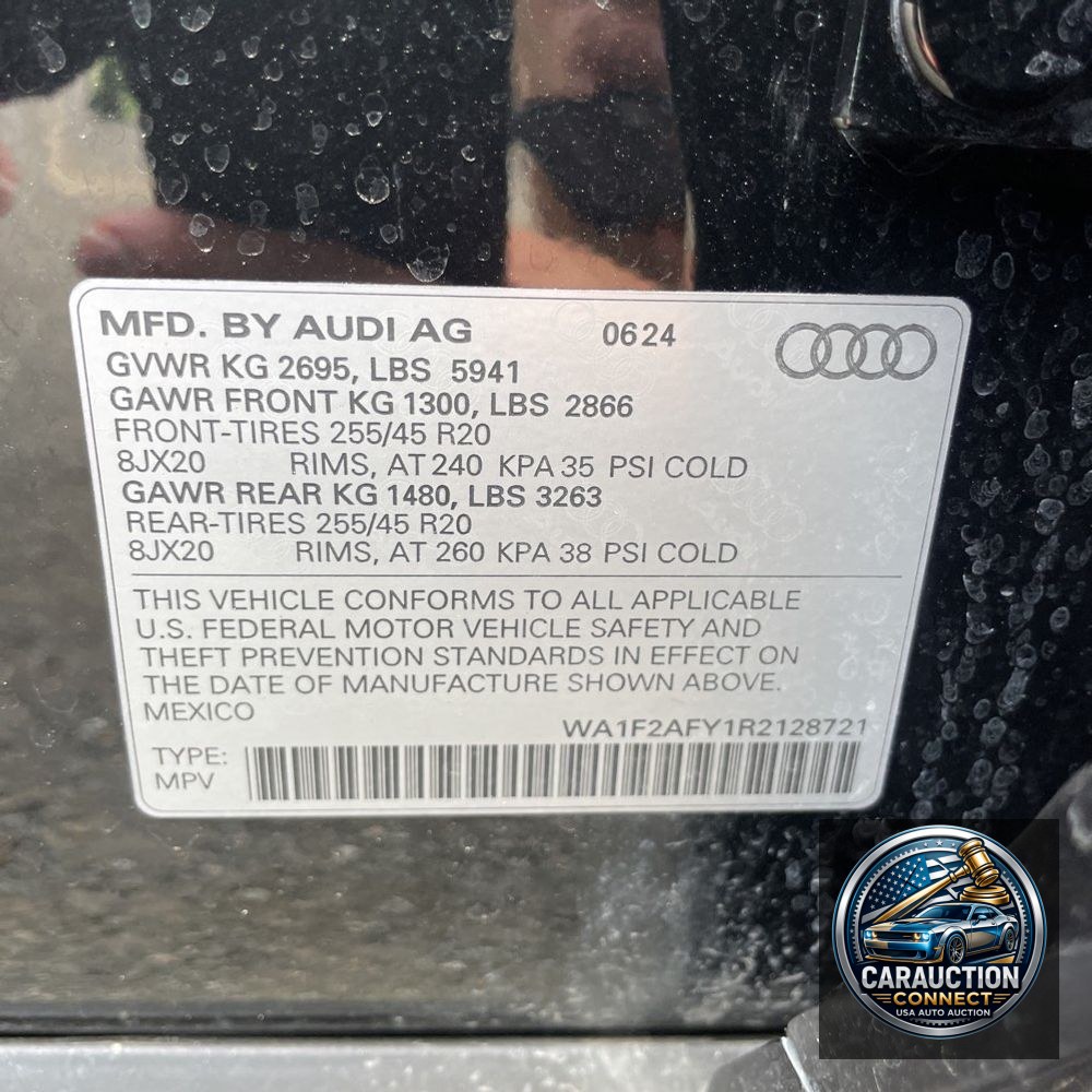 2024 Audi Q5 S-Line Pres 55 PHEV