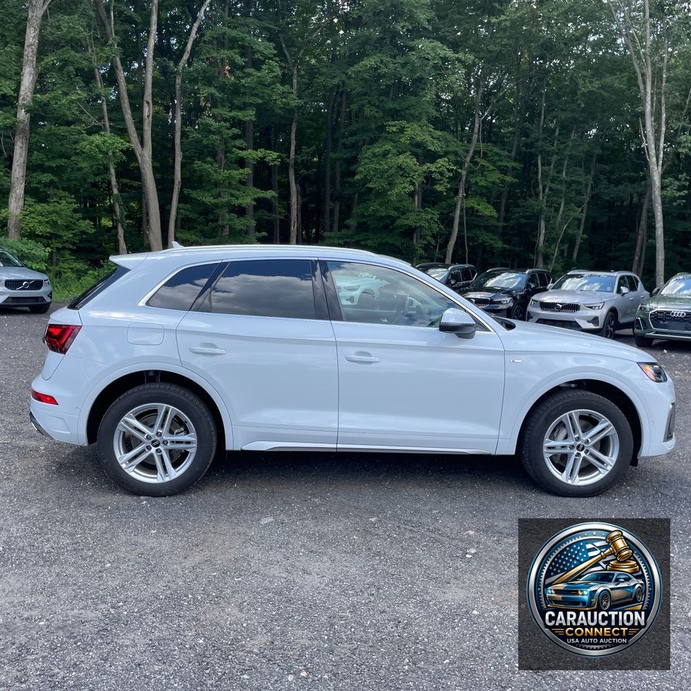 2024 Audi Q5 S-Line Pres 55 PHEV