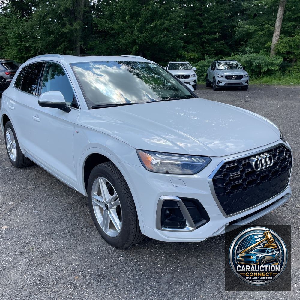 2024 Audi Q5 S-Line Pres 55 PHEV