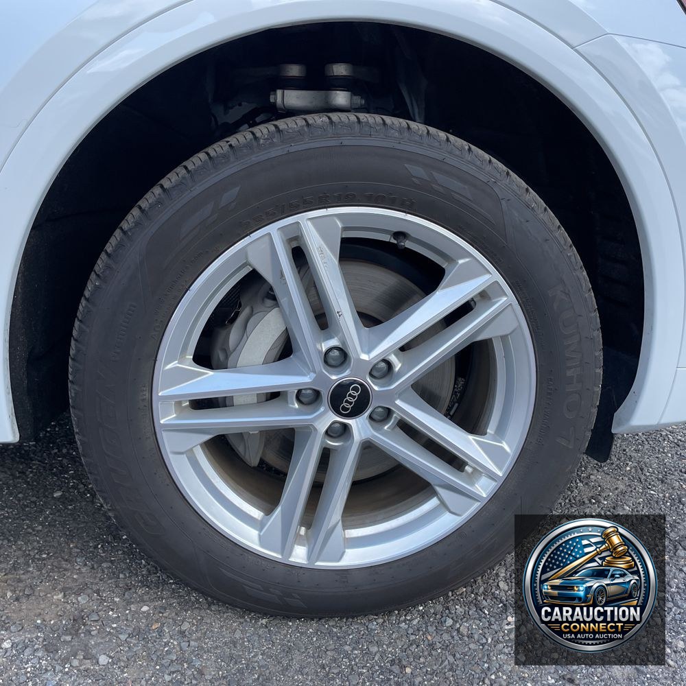 2024 Audi Q5 S-Line Pres 55 PHEV