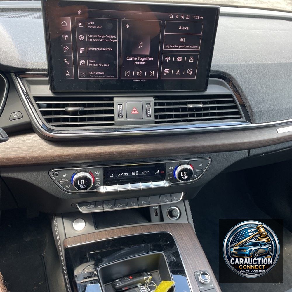 2024 Audi Q5 S-Line Pres 55 PHEV