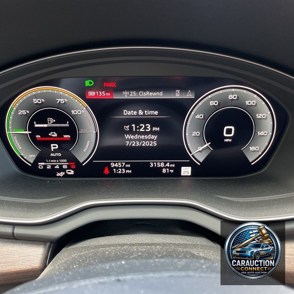 2024 Audi Q5 S-Line Pres 55 PHEV