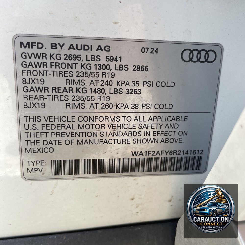2024 Audi Q5 S-Line Pres 55 PHEV