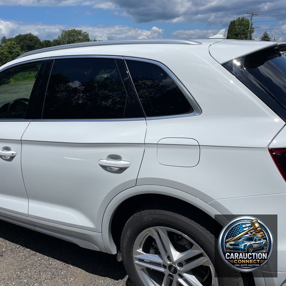 2024 Audi Q5 S-Line Pres 55 PHEV