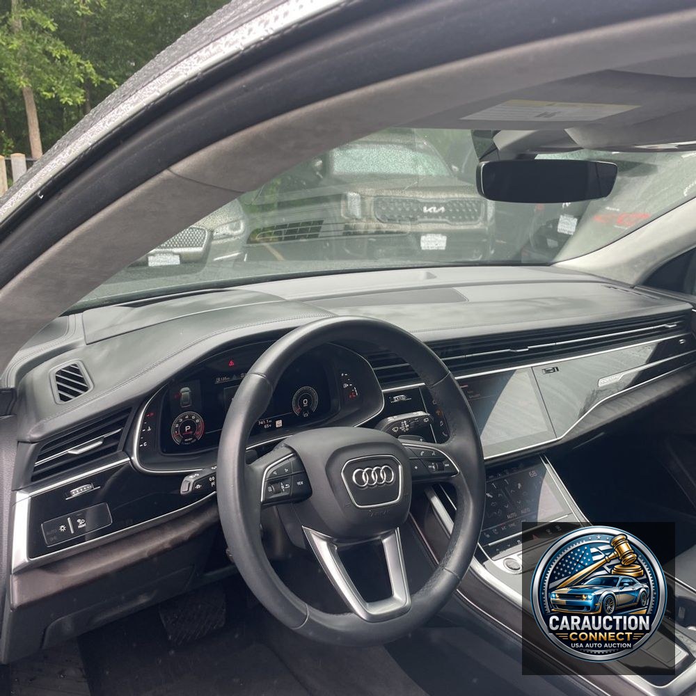 2021 Audi Q8 Prestige