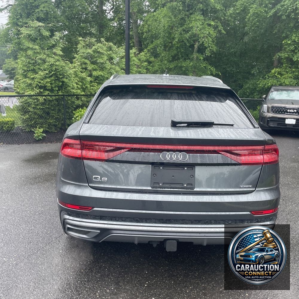 2021 Audi Q8 Prestige