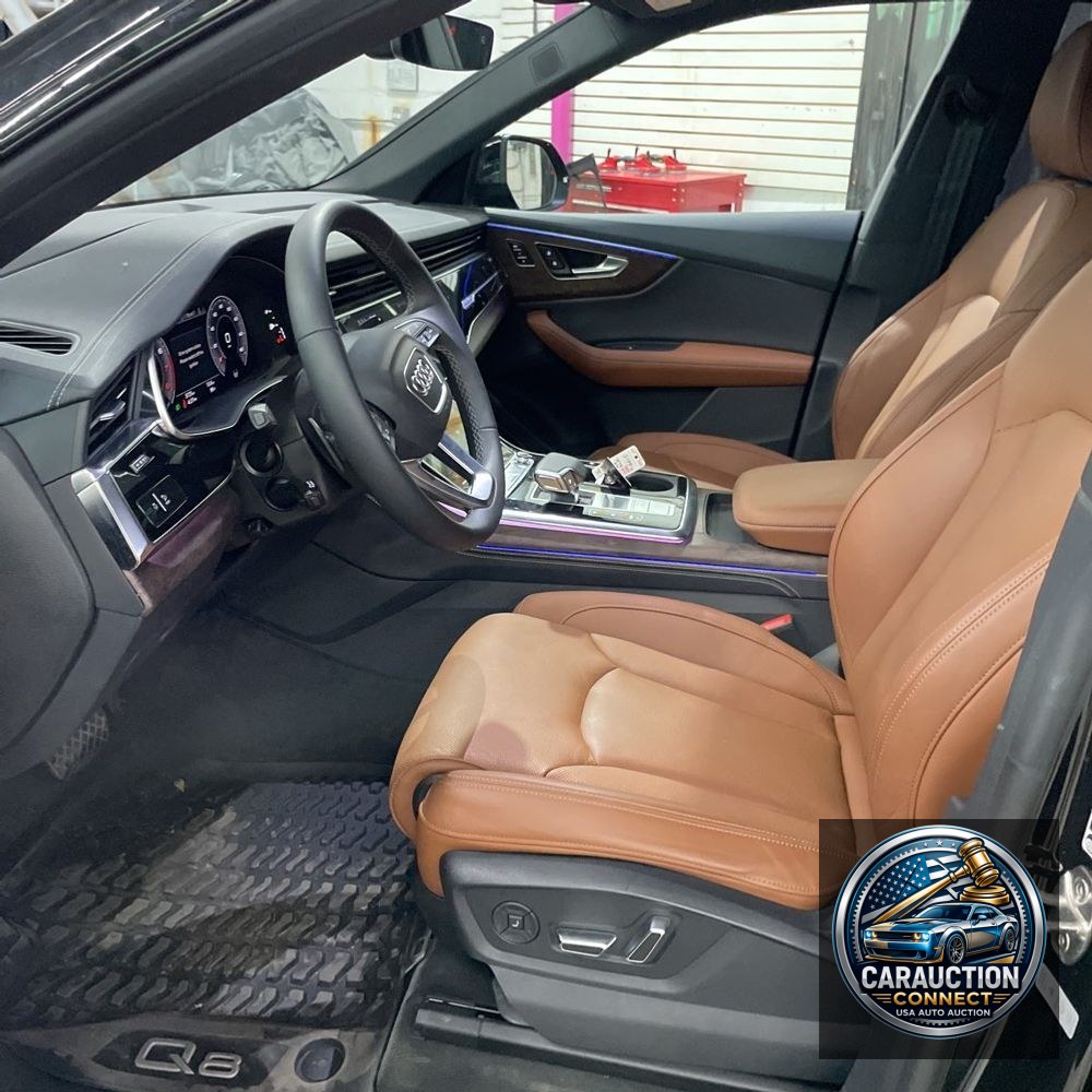 2025 Audi Q8 Prestige 55