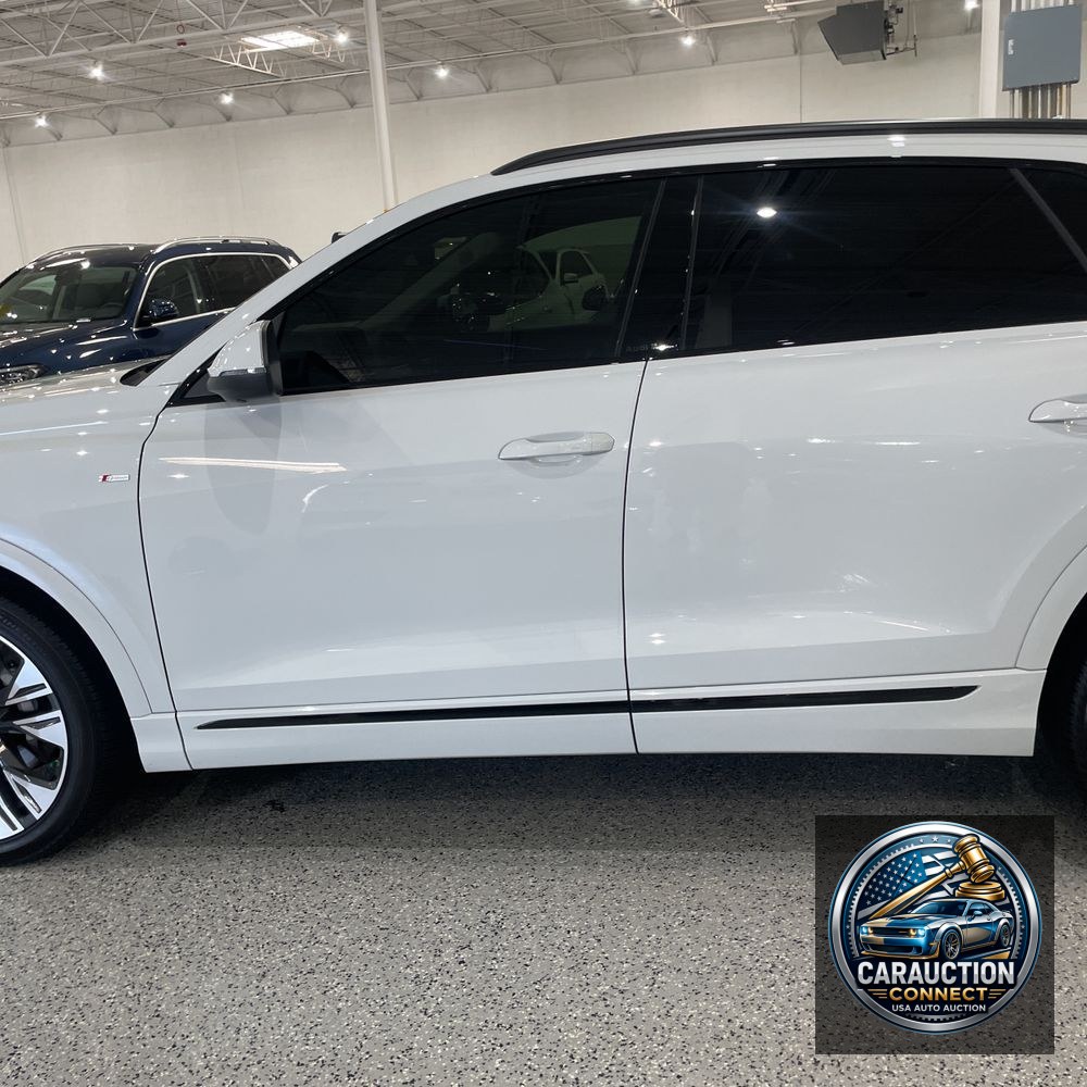 2025 Audi Q8 Prestige 55