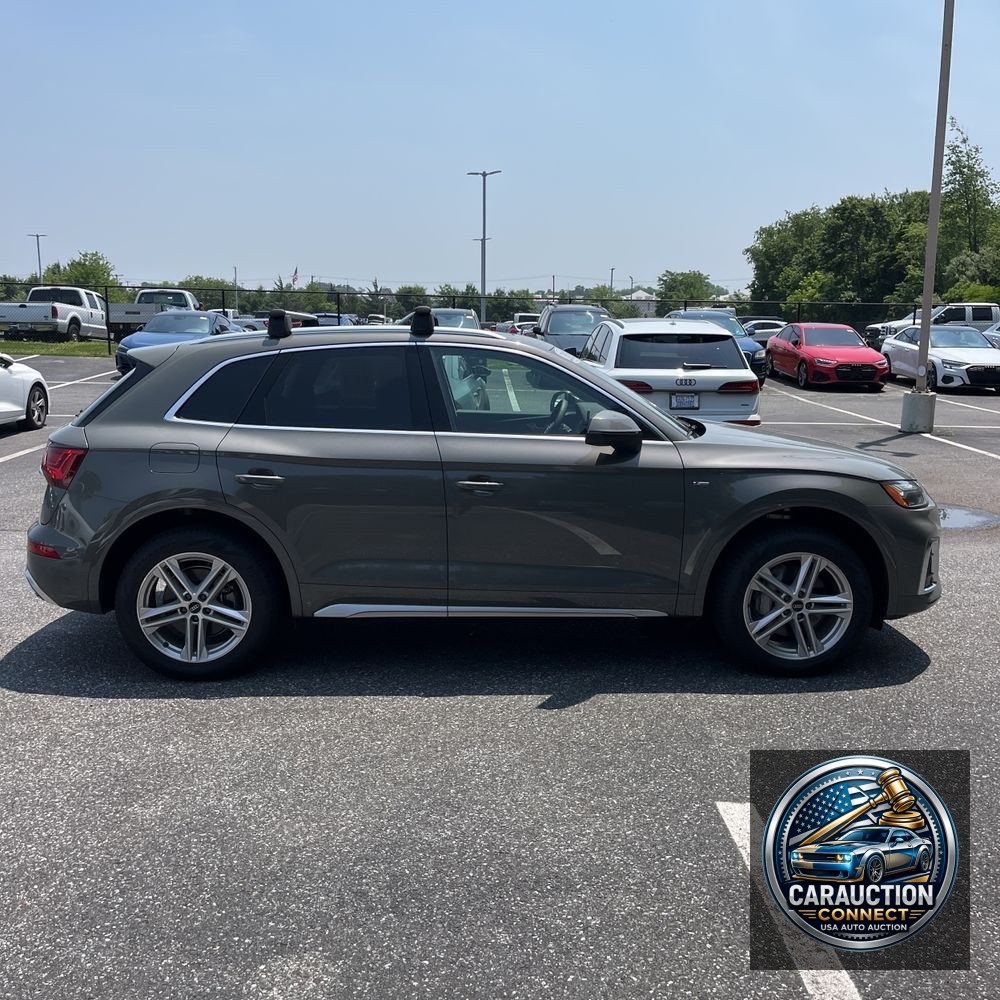 2025 Audi Q5 S-Line Prem 55 PHEV