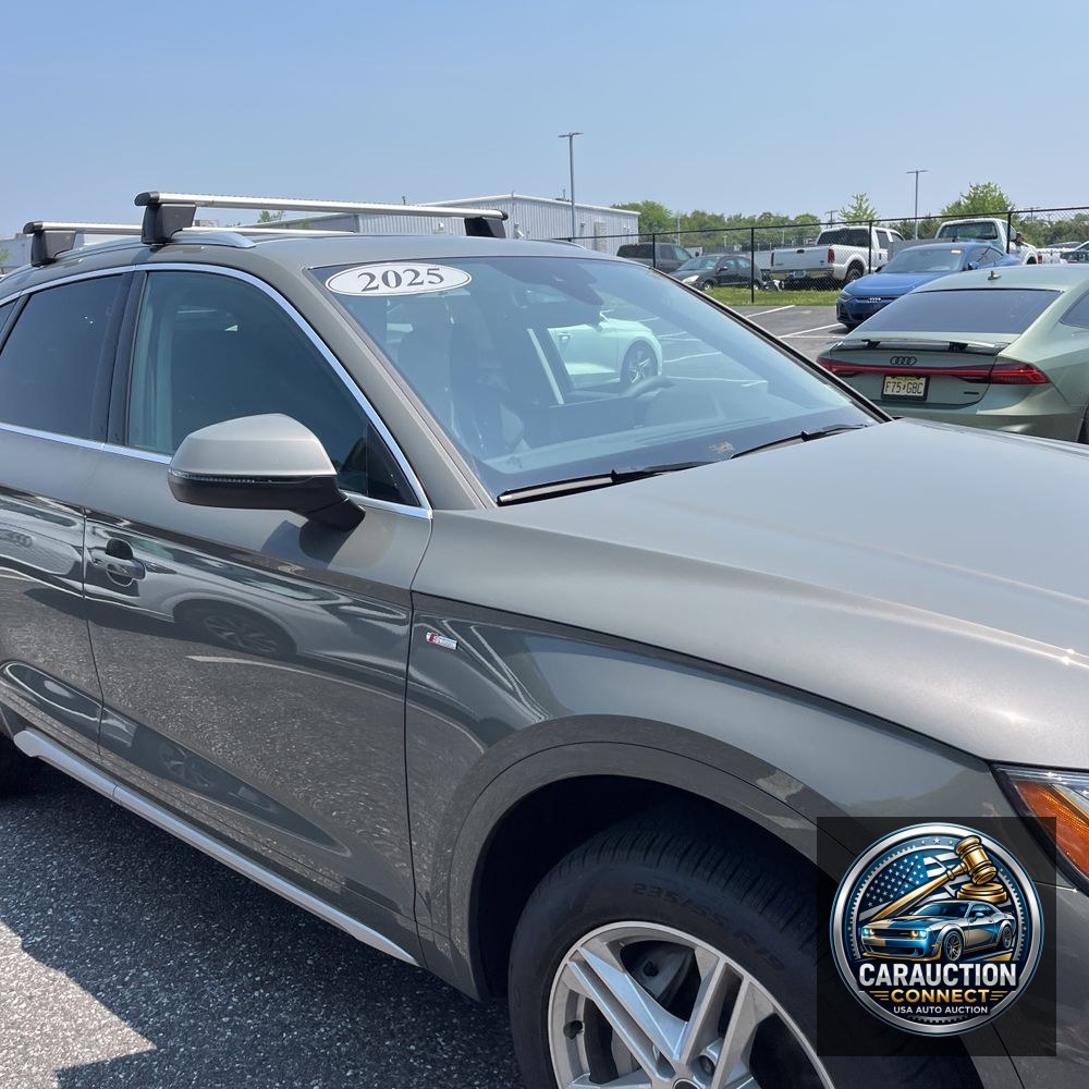 2025 Audi Q5 S-Line Prem 55 PHEV