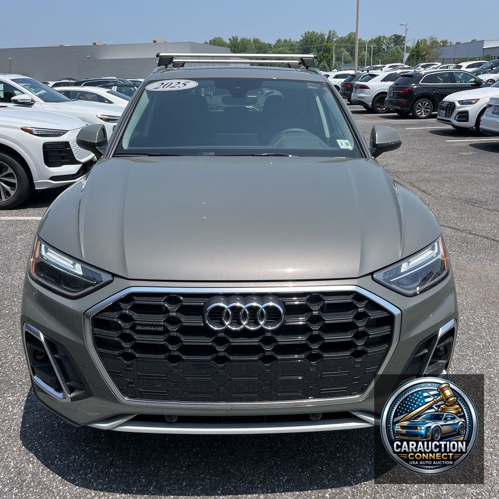 2025 Audi Q5 S-Line Prem 55 PHEV