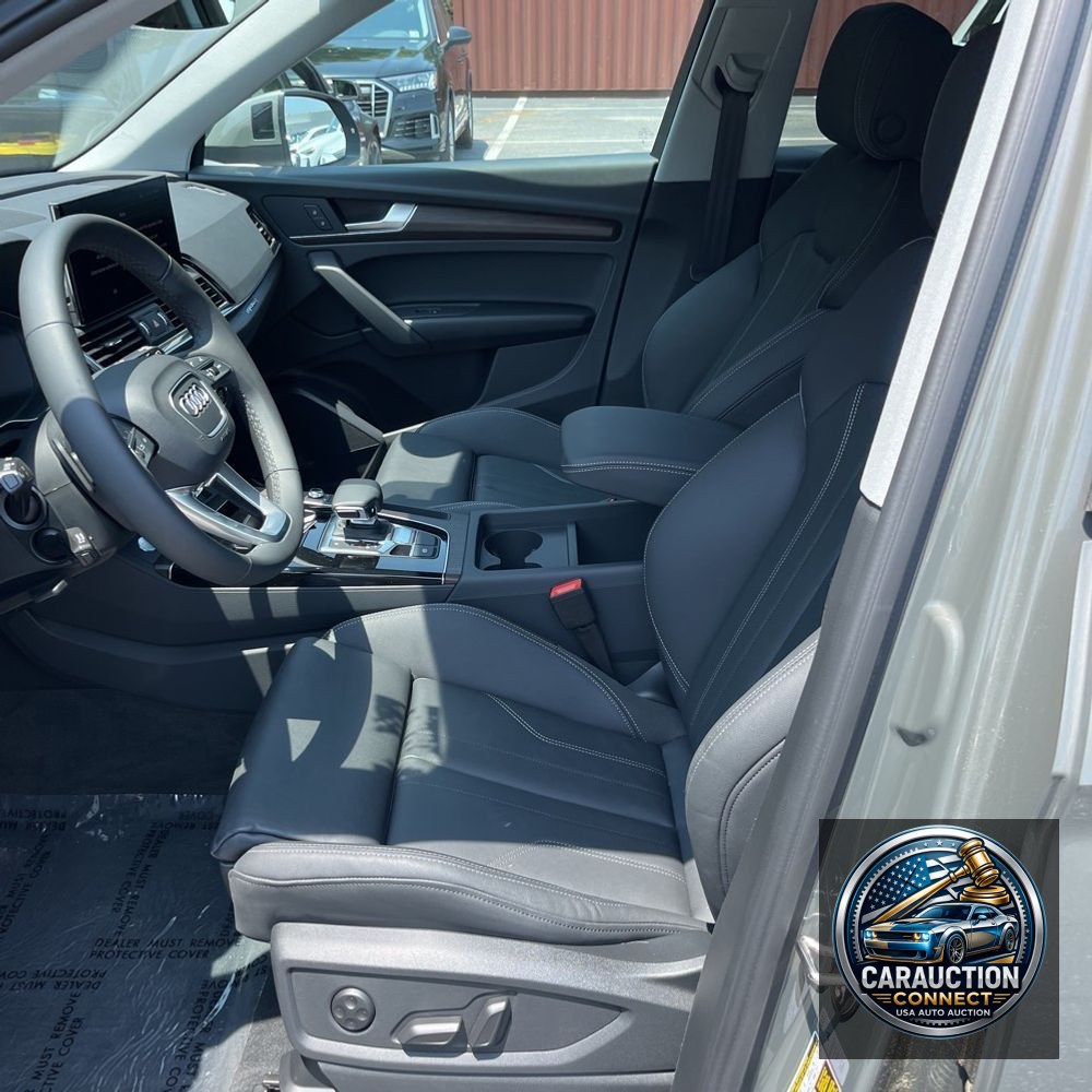 2025 Audi Q5 S-Line Prem 55 PHEV