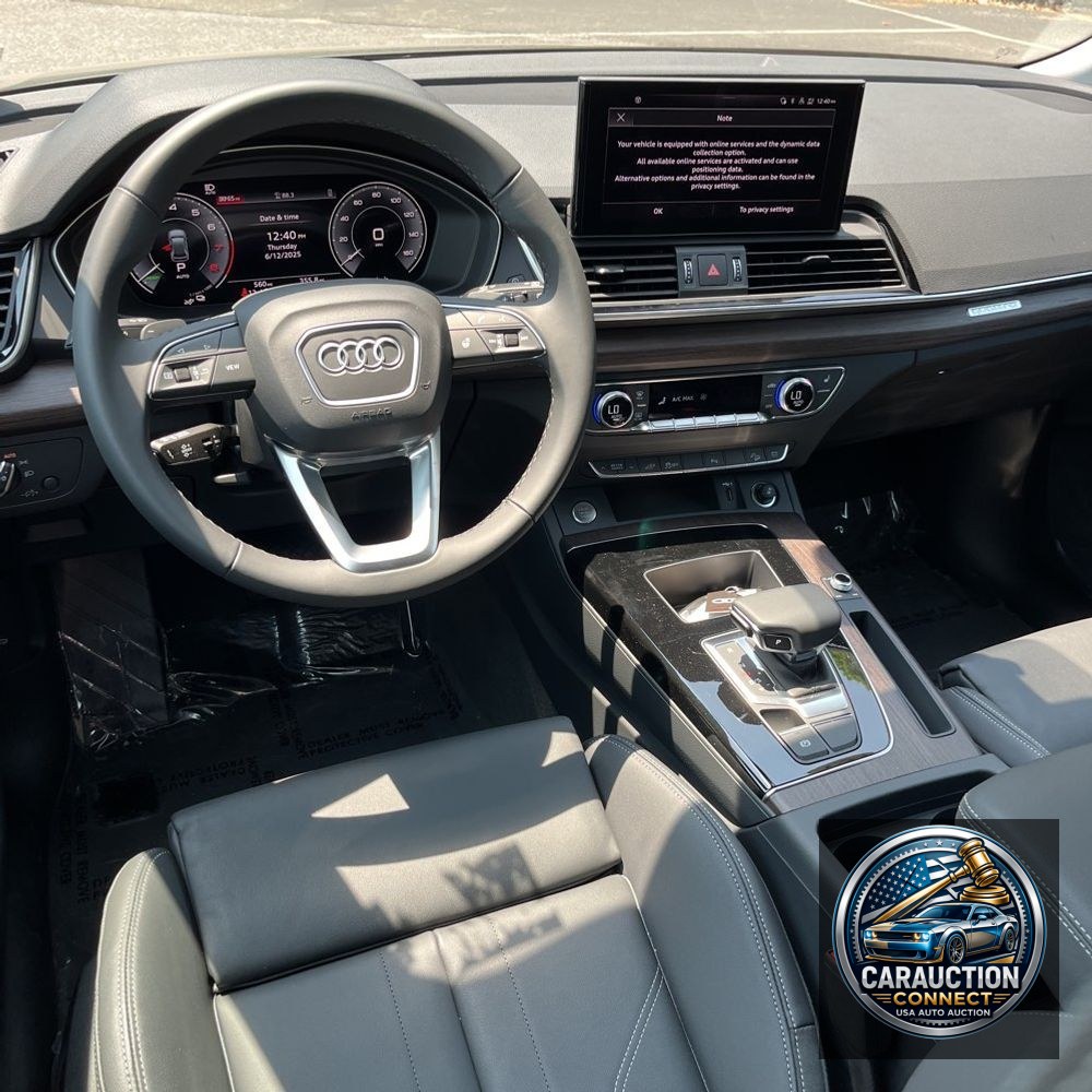2025 Audi Q5 S-Line Prem 55 PHEV