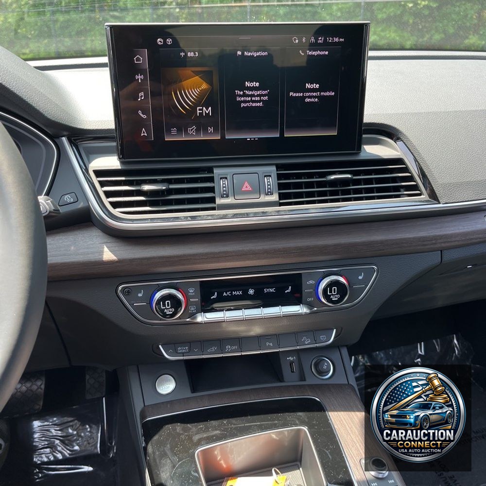 2025 Audi Q5 S-Line Prem 55 PHEV