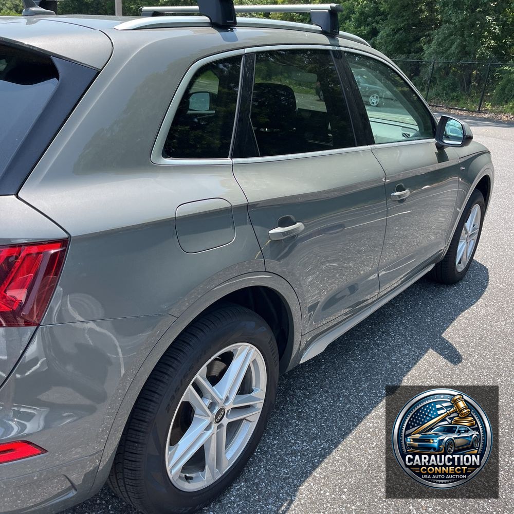 2025 Audi Q5 S-Line Prem 55 PHEV