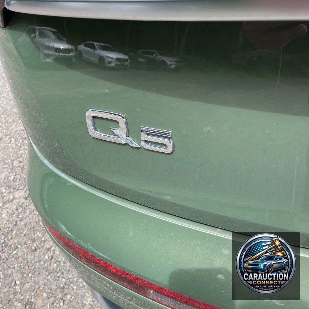 2024 Audi Q5 S-Line Prem 55 PHEV