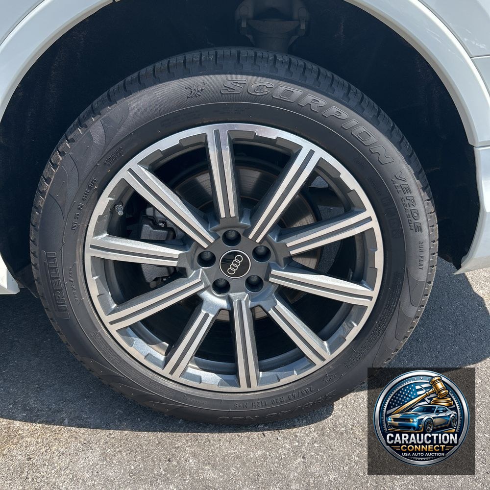 2023 Audi Q7 Premium Plus 45 TFSI