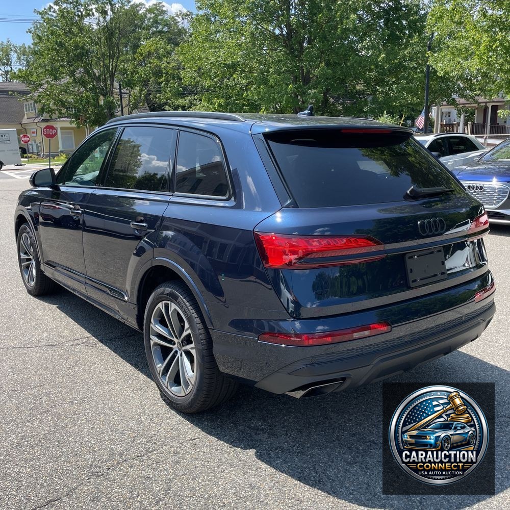 2025 Audi Q7 Premium Plus 45