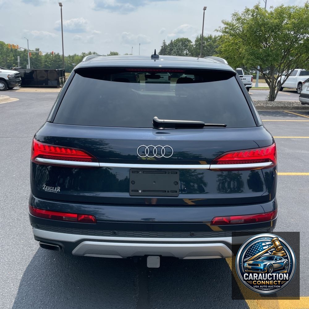 2025 Audi Q7 Premium Plus 45